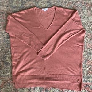 Leith small v-neck pullover sweater